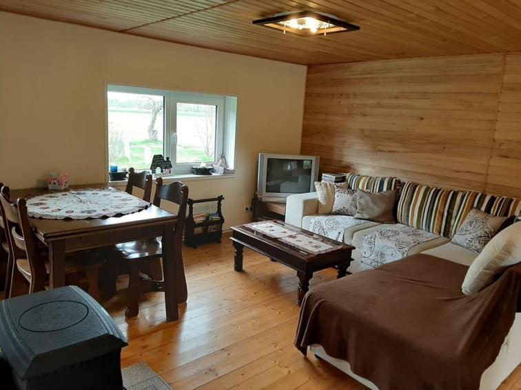 Sepa Talu Guest House Aakre Екстериор снимка
